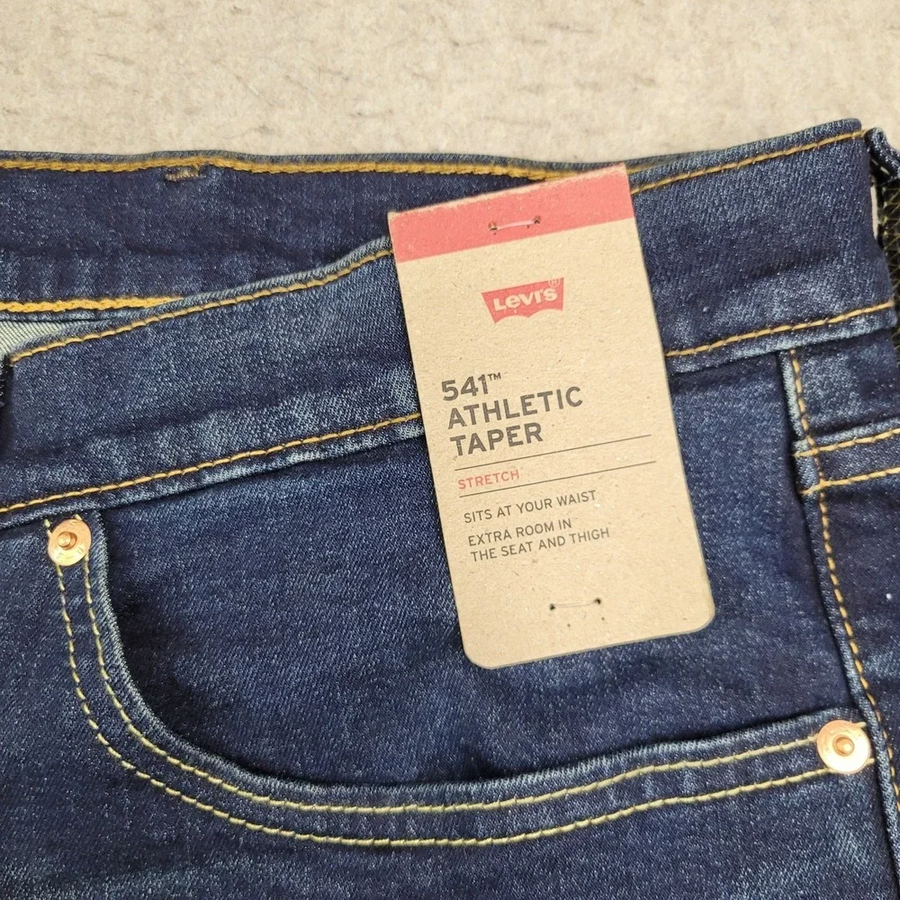 LEVIS 541‎ Athletic Taper Jeans Mens 50x30 Stretch Roomy Seat & Thigh Big & Tall